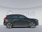 2024 Volvo XC40 B5 Plus Dark Theme
