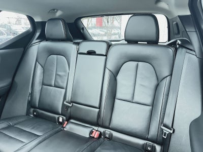 2023 Volvo XC40 B5 Plus Bright Theme