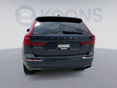 2023 Volvo XC40 B5 Plus Bright Theme