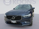 2023 Volvo XC40 B5 Plus Bright Theme