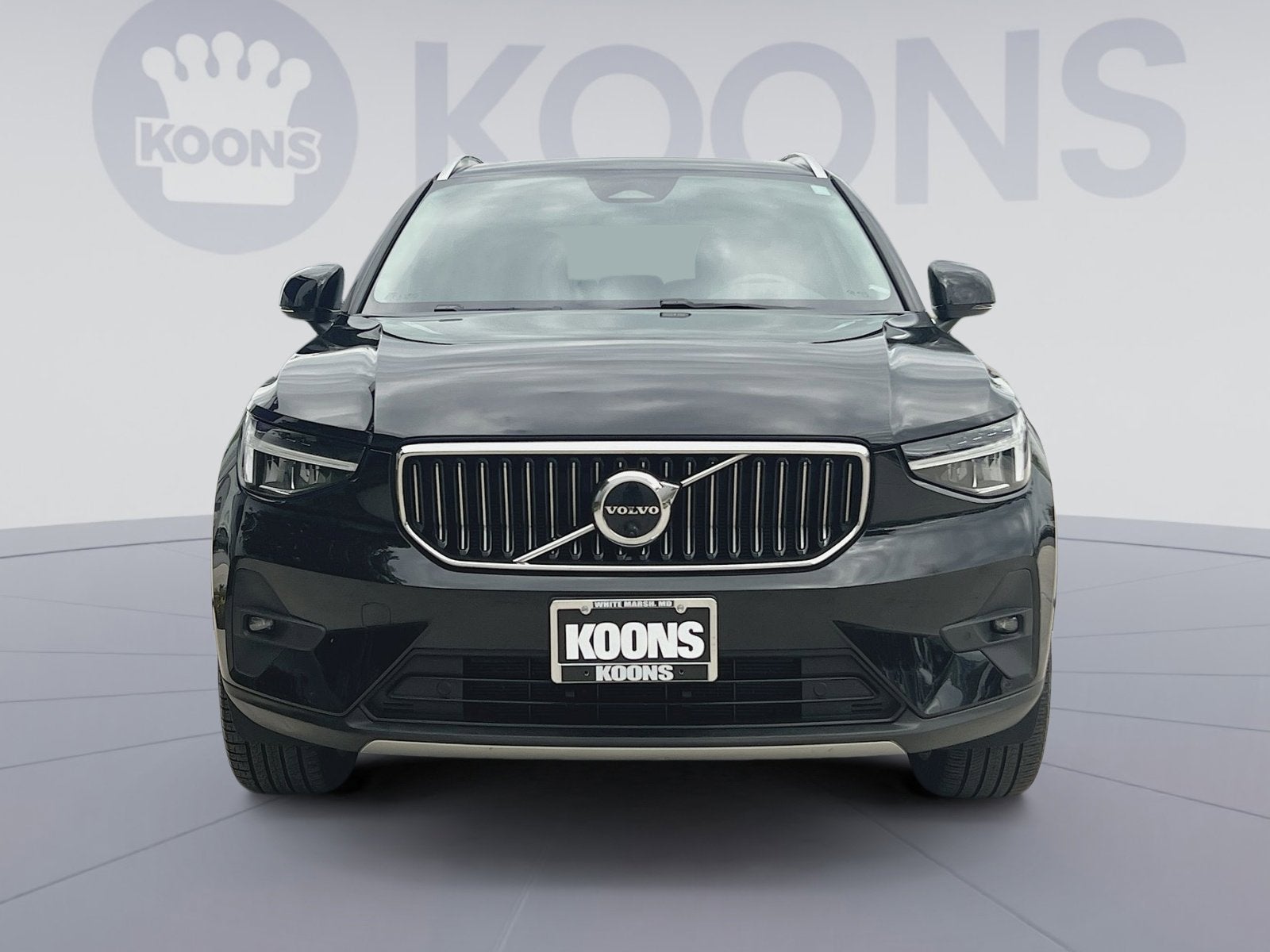 2023 Volvo XC40 B5 Plus Bright Theme