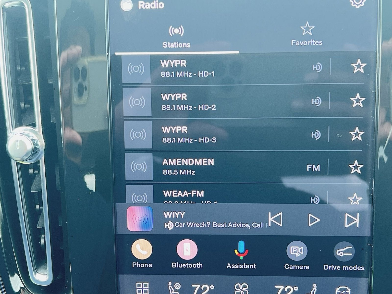 2023 Volvo XC40 B5 Plus Bright Theme