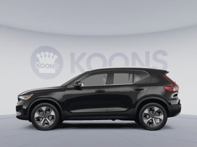 2023 Volvo XC40 B5 Plus Dark Theme