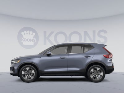 2023 Volvo XC40 B5 Plus Dark Theme