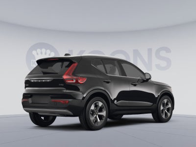 2023 Volvo XC40 B5 Plus Dark Theme