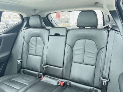 2023 Volvo XC40 B5 Plus Dark Theme