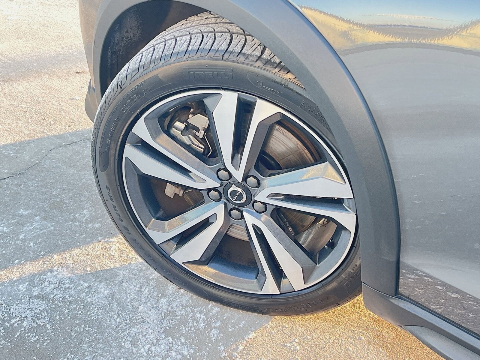 2025 Volvo V60 Cross Country B5 Plus