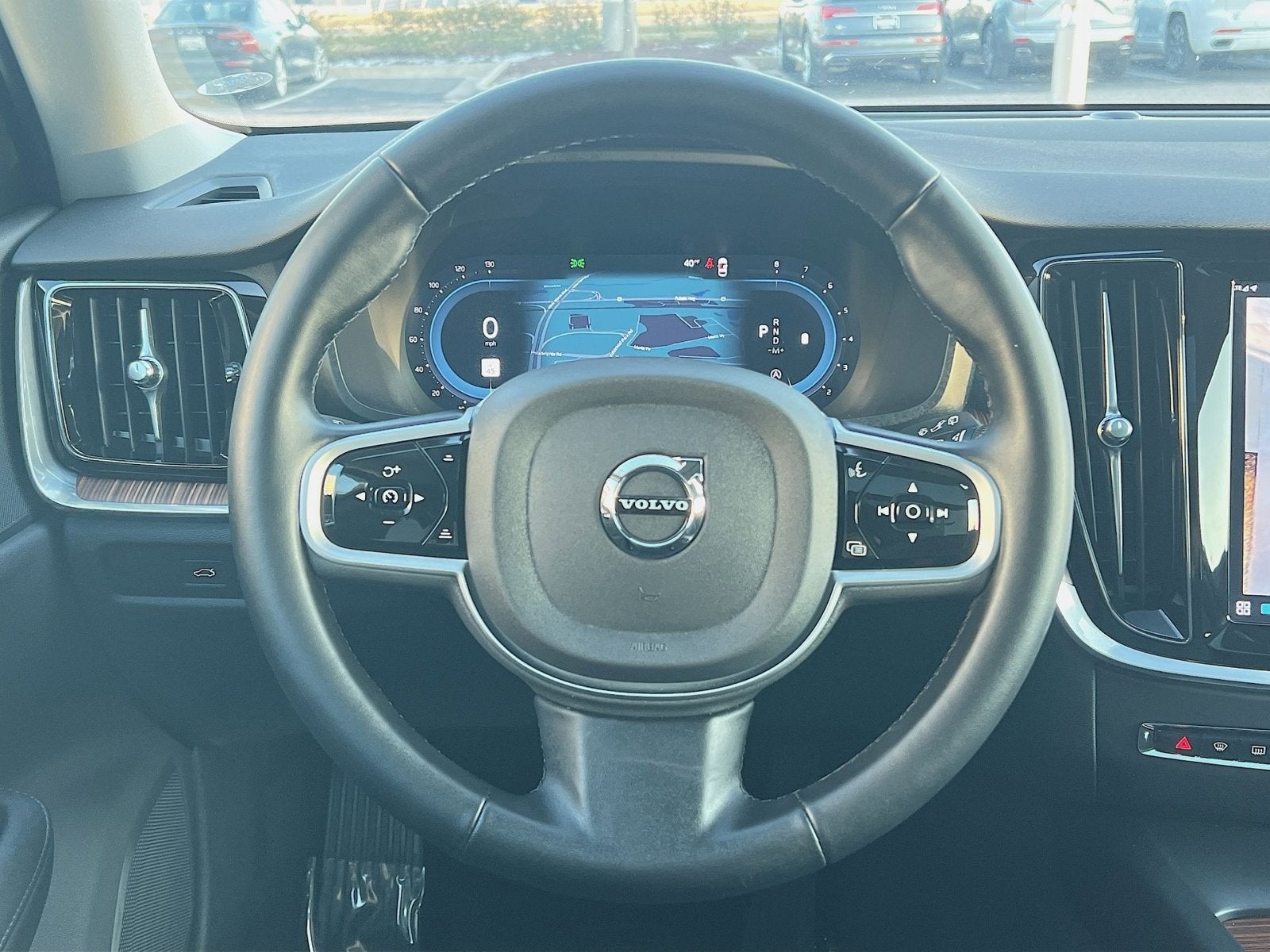 2025 Volvo V60 Cross Country B5 Plus