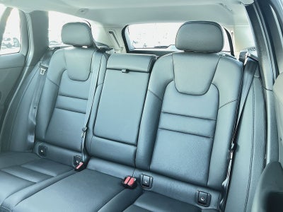 2025 Volvo V60 Cross Country B5 Plus