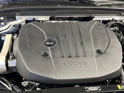 2024 Volvo V60 Cross Country B5 Plus