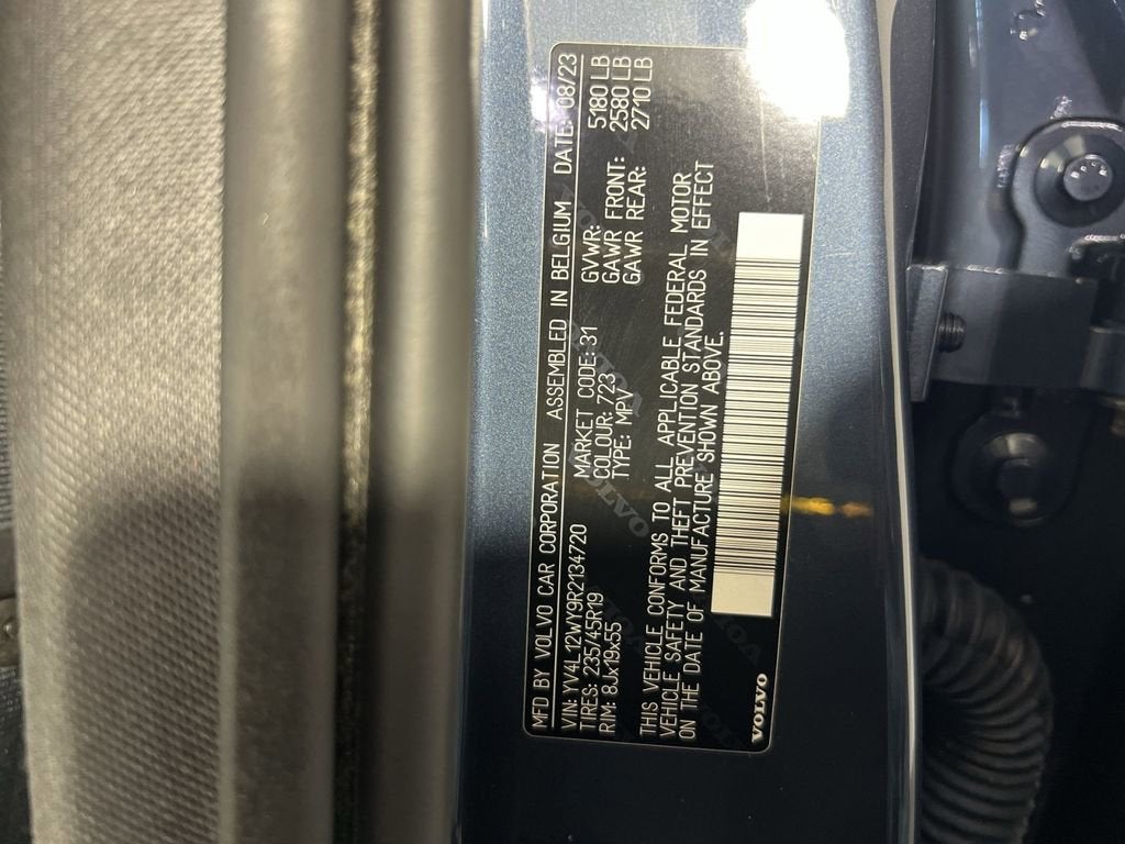 2024 Volvo V60 Cross Country B5 Plus