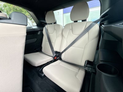 2025 Volvo XC90 B5 Plus