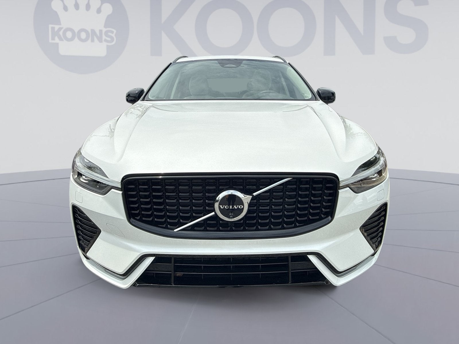 2025 Volvo XC60 B5 Plus