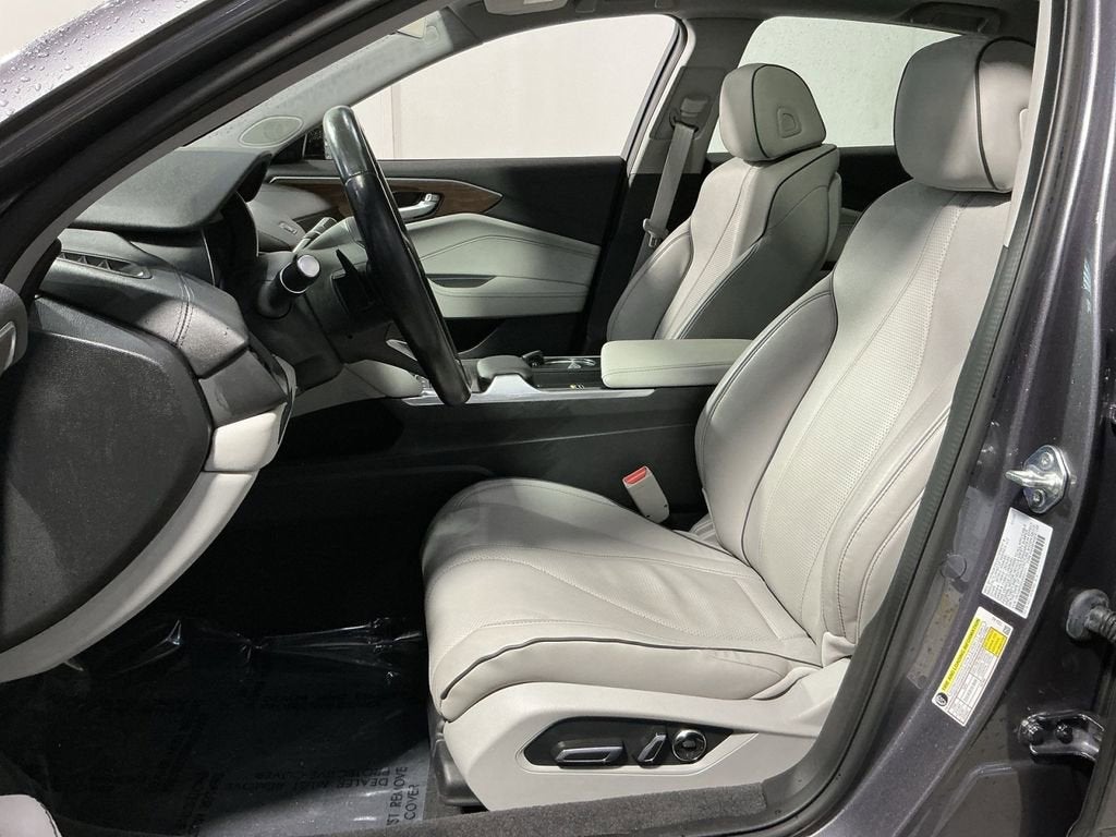 2022 Acura TLX w/Advance Package