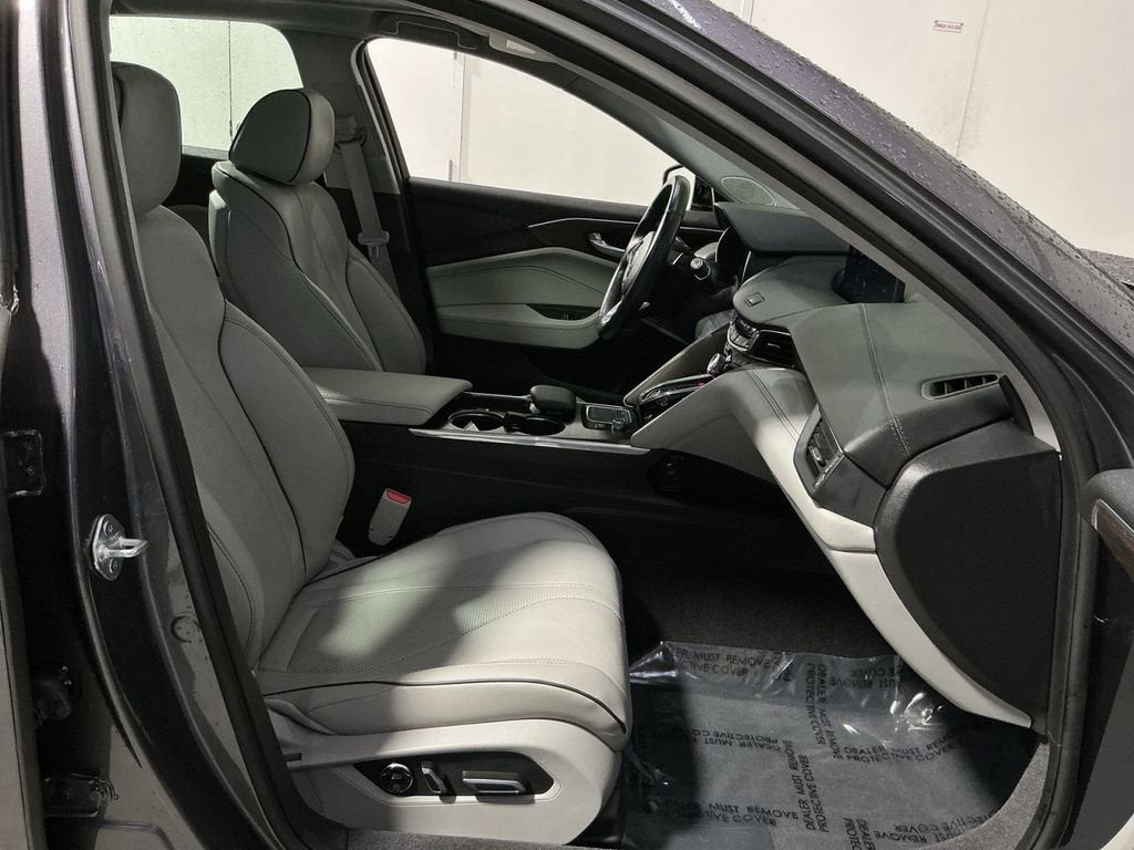 2022 Acura TLX w/Advance Package