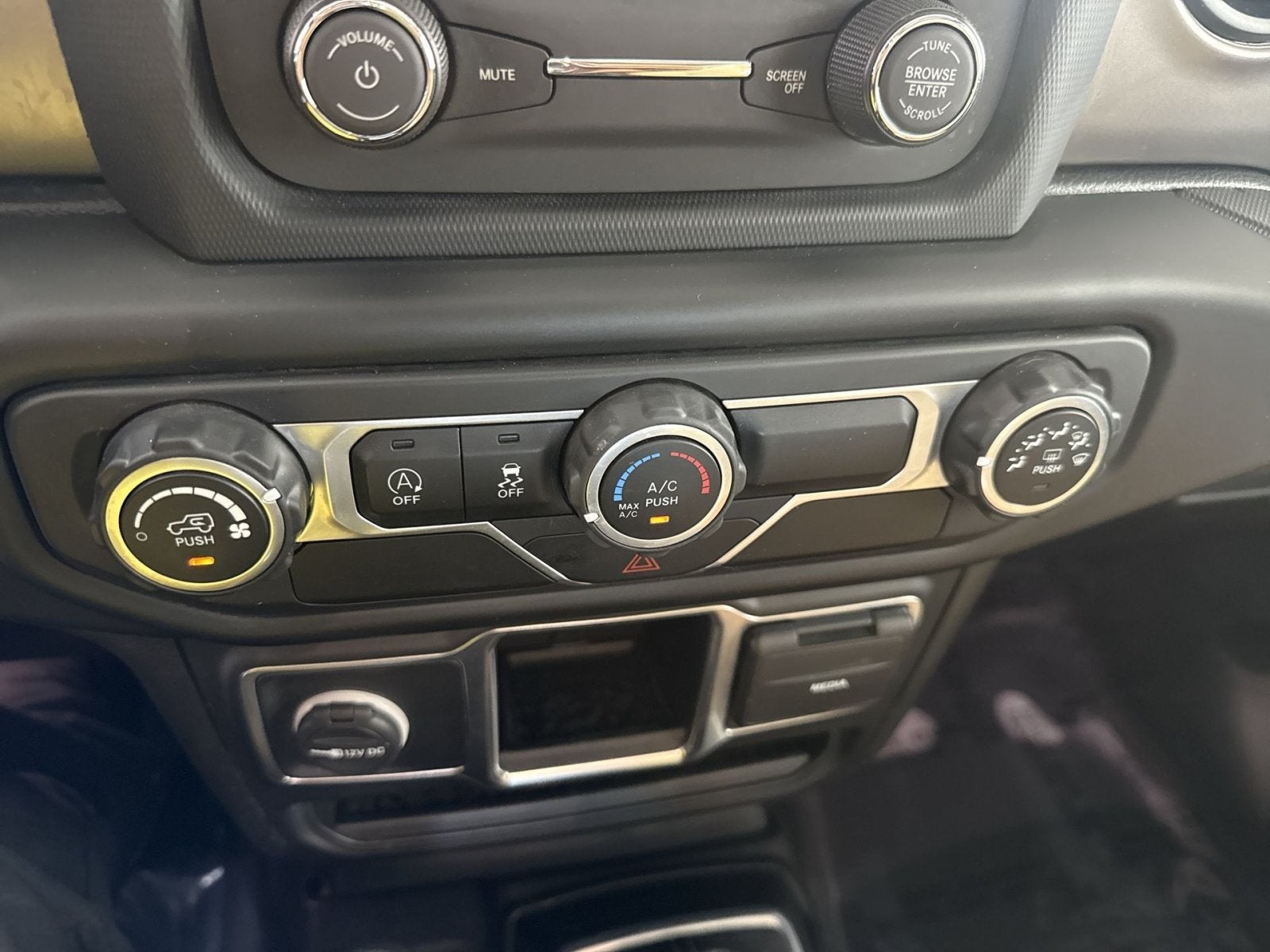 2021 Jeep Wrangler Willys Sport