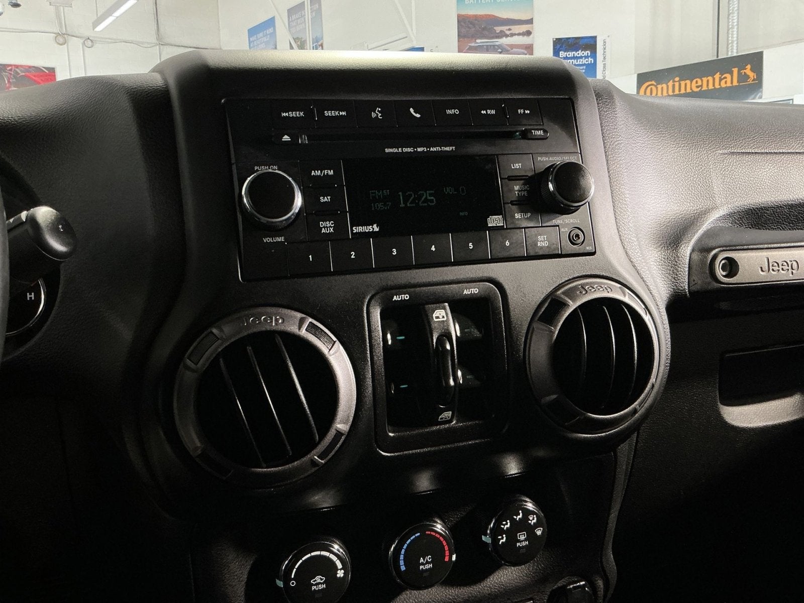 2018 Jeep Wrangler JK Unlimited Willys Wheeler W