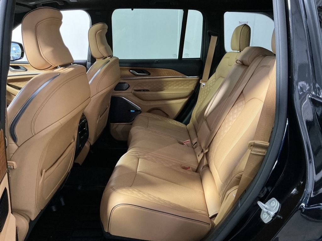 2023 Jeep Grand Cherokee Summit Reserve