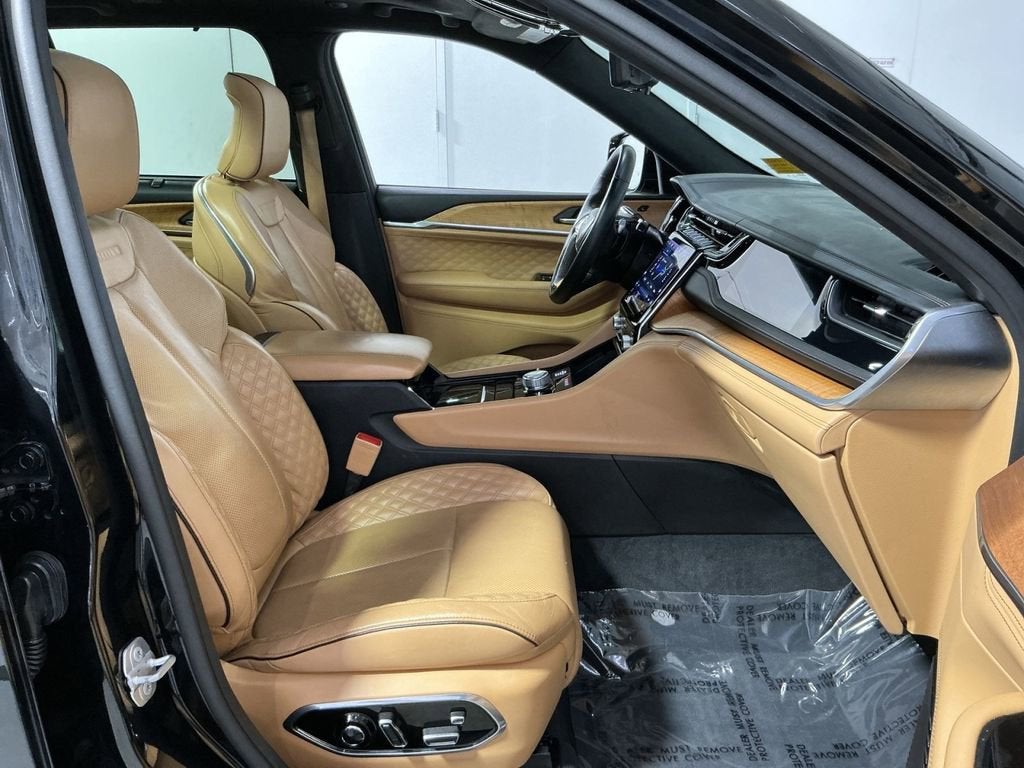 2023 Jeep Grand Cherokee Summit Reserve
