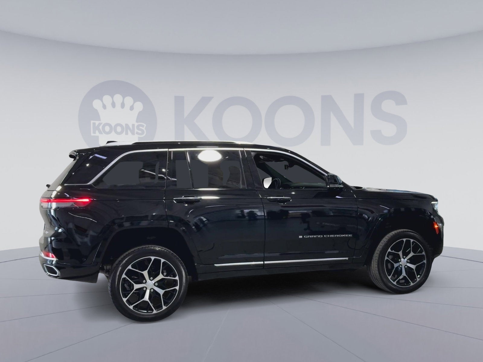 2023 Jeep Grand Cherokee Summit Reserve