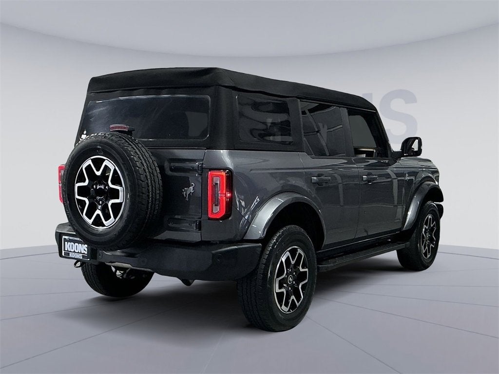 2023 Ford Bronco Base