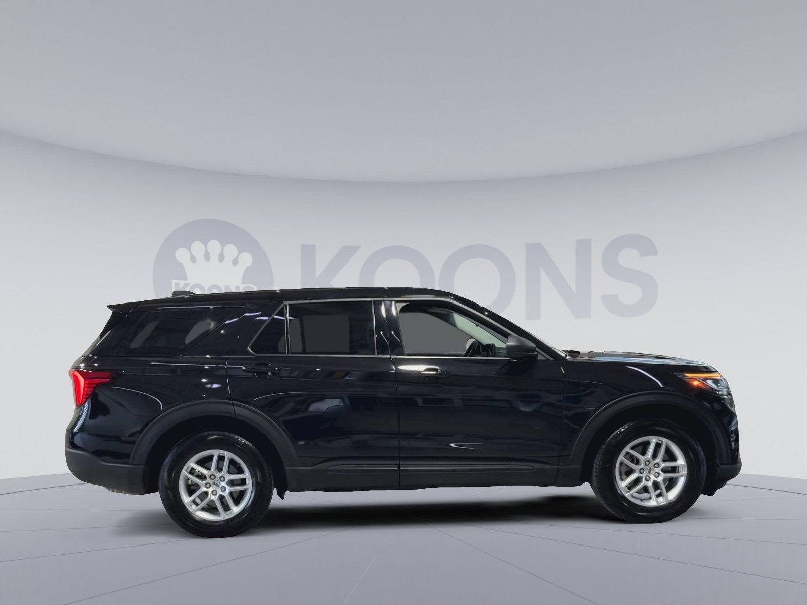 2026 Ford Explorer Active w/100A Pkg