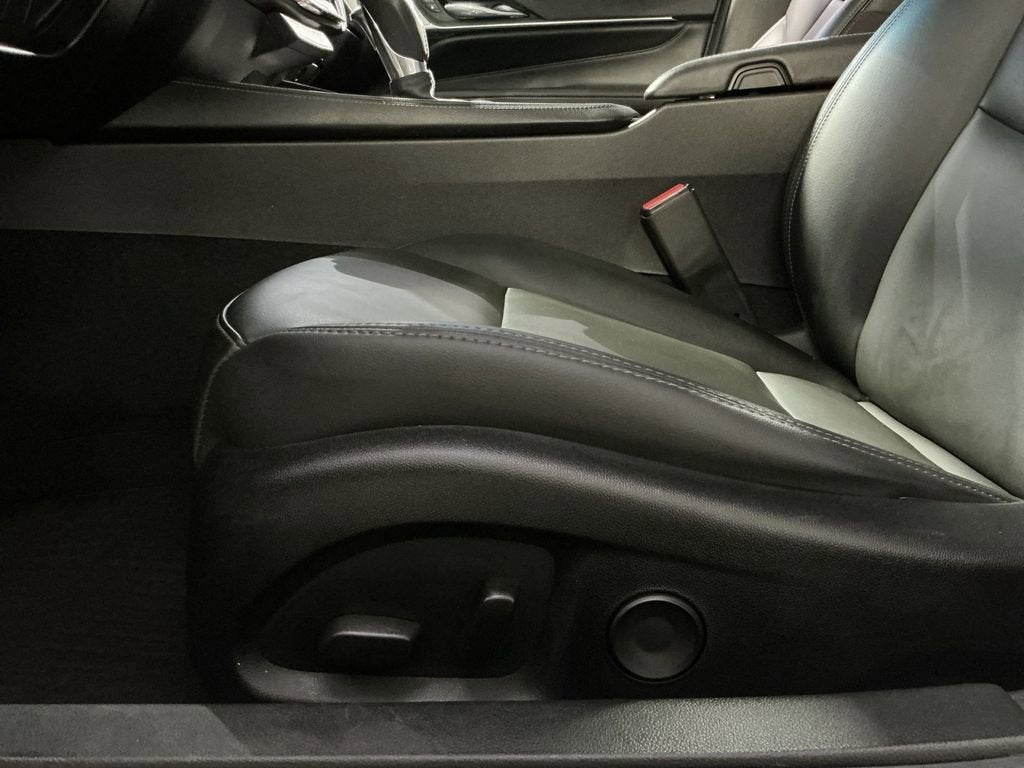 2023 Cadillac CT4 Luxury