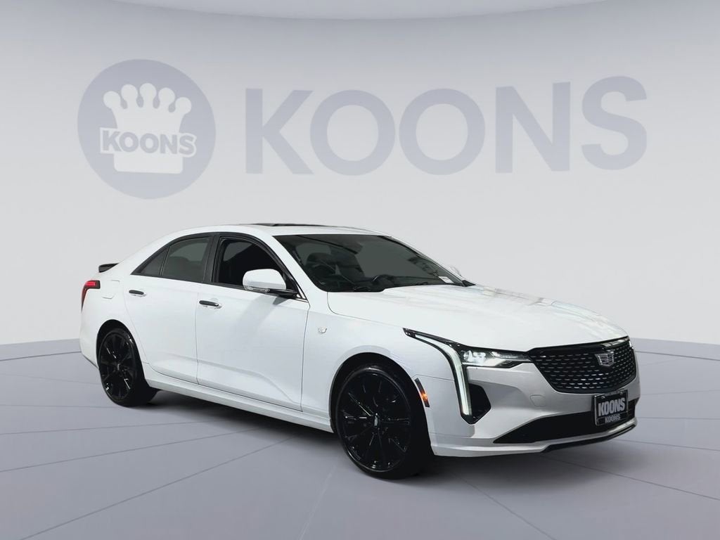 2023 Cadillac CT4 Luxury