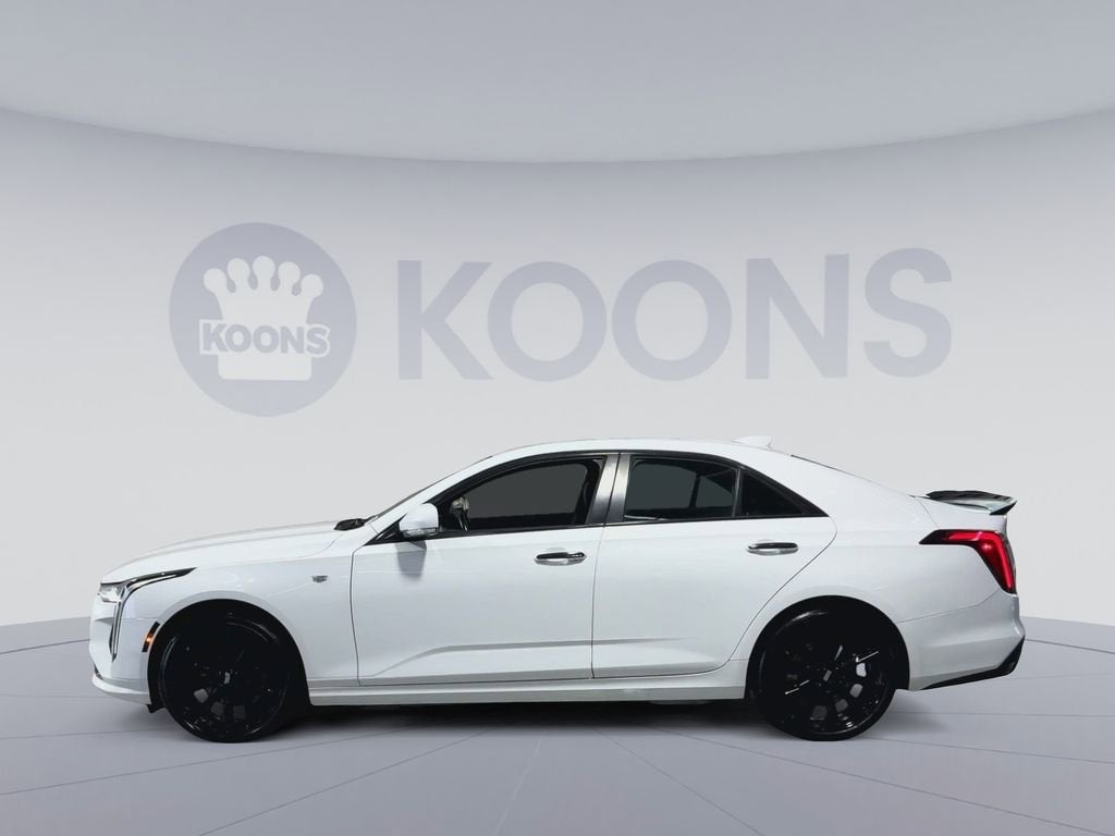 2023 Cadillac CT4 Luxury