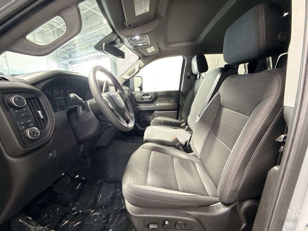 2025 Chevrolet Silverado 2500 HD Custom