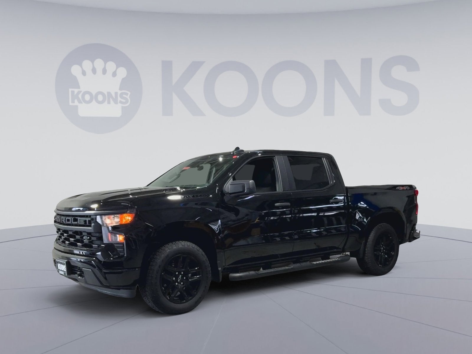 2025 Chevrolet Silverado 1500 Custom
