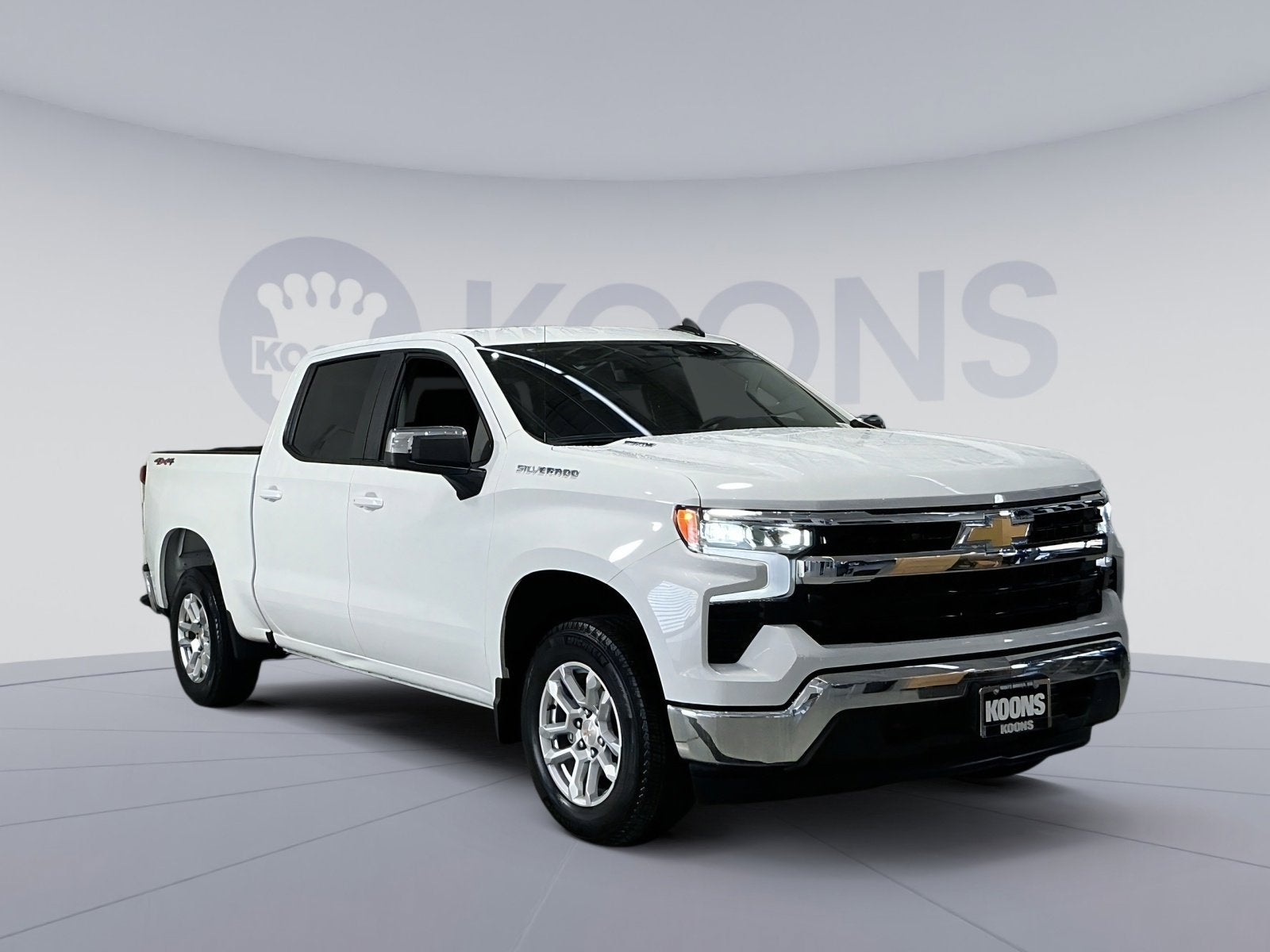 2025 Chevrolet Silverado 1500 LT (2FL)