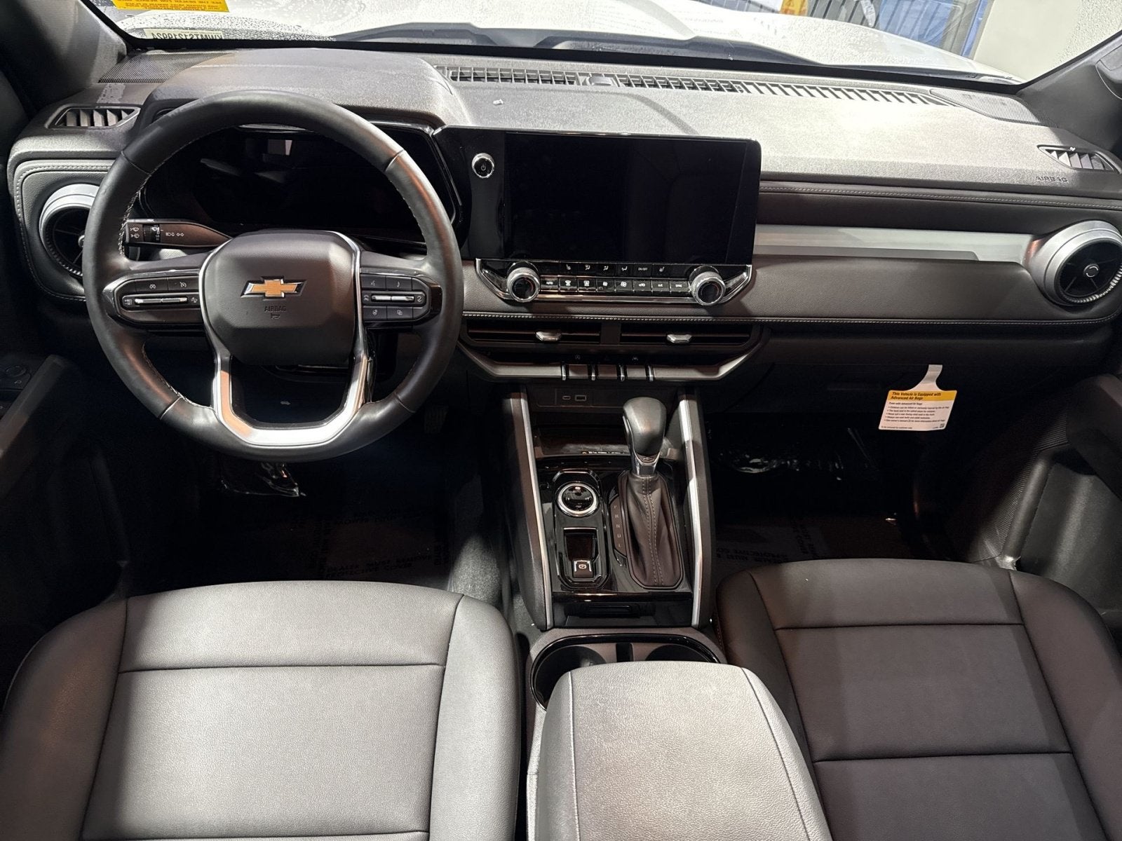 2025 Chevrolet Colorado WT/LT