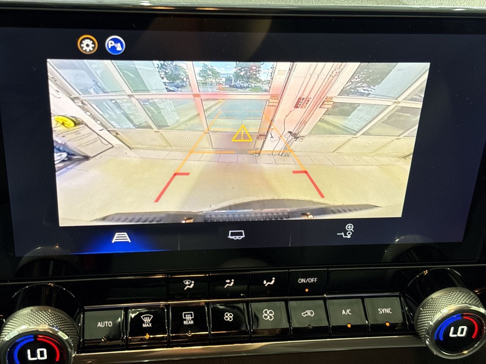 2026 Chevrolet Colorado Trail Boss - Photo 17