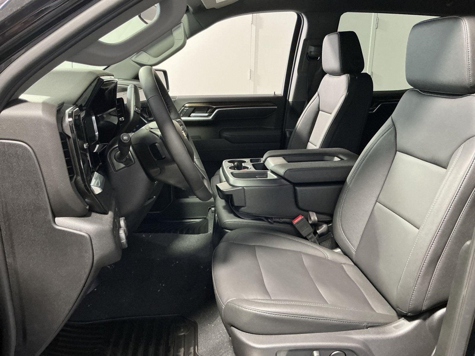 2026 Chevrolet Silverado 1500 LT - Photo 11