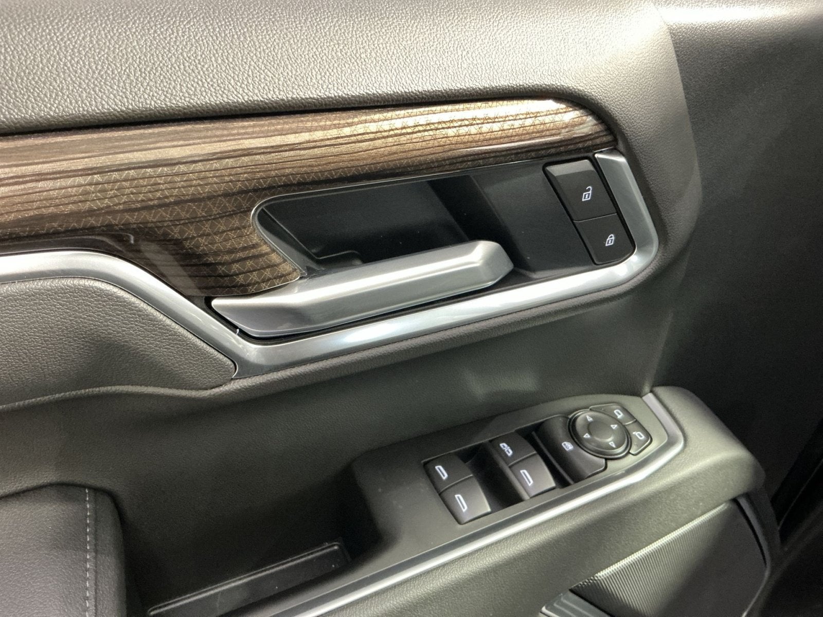 2026 Chevrolet Silverado 1500 LT - Photo 13