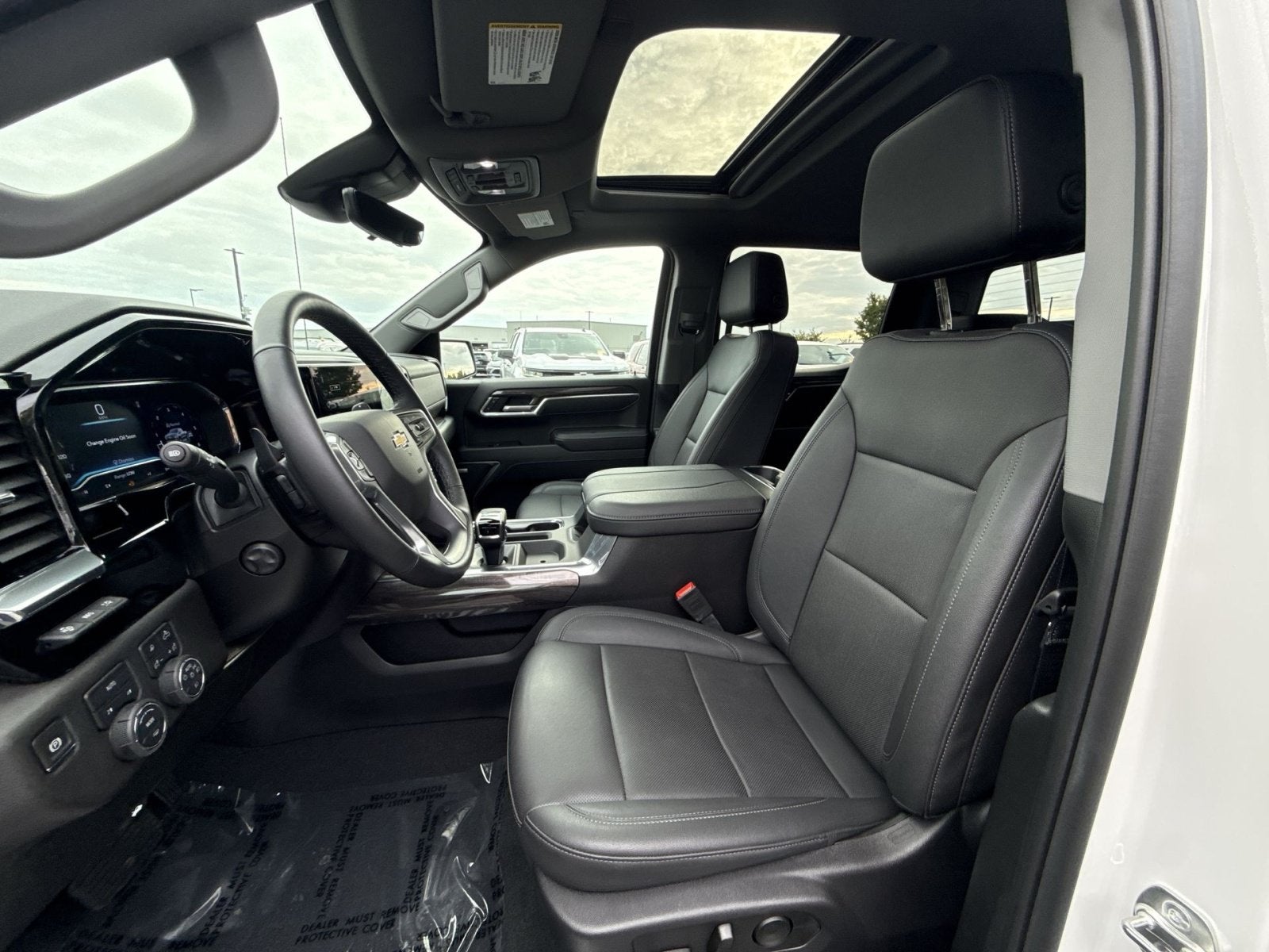 2025 Chevrolet Silverado 1500 LTZ