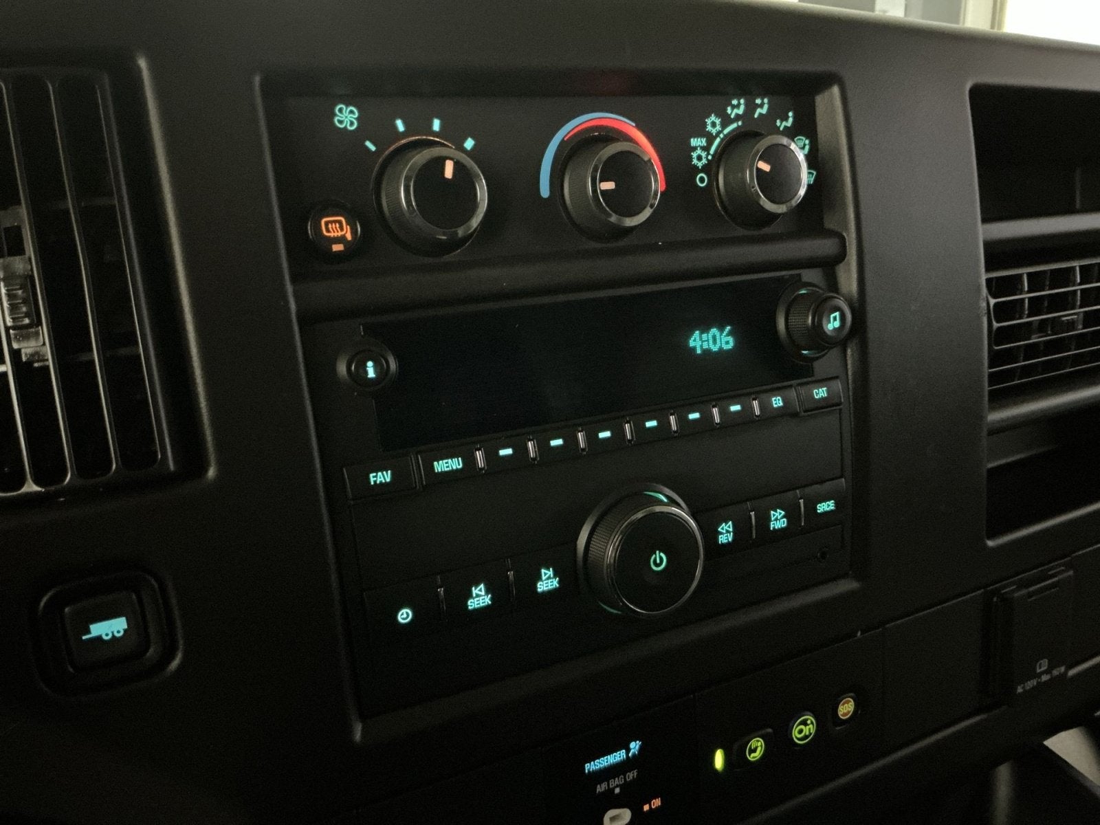 2022 Chevrolet Express Cargo 2500 WT