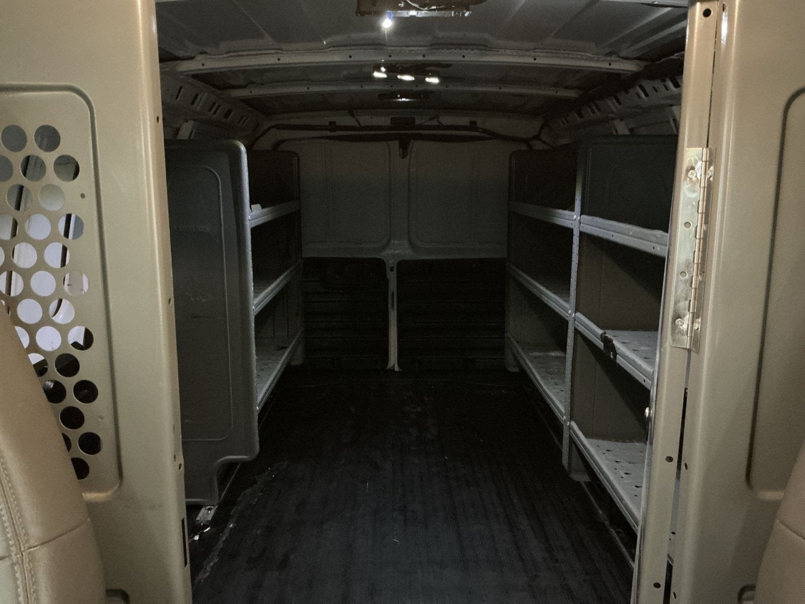 2022 Chevrolet Express Cargo 2500 WT
