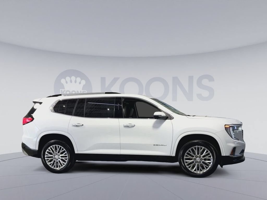 2024 GMC Acadia Denali