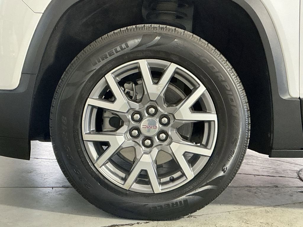 2022 GMC Acadia SLT