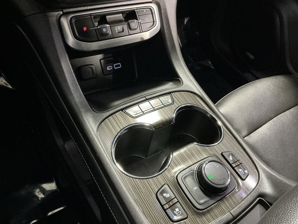 2022 GMC Acadia SLT