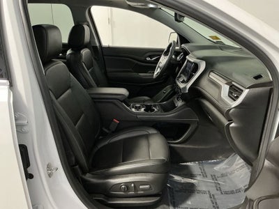 2022 GMC Acadia SLT