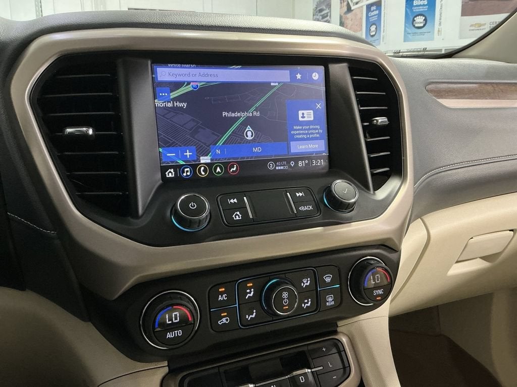 2023 GMC Acadia Denali