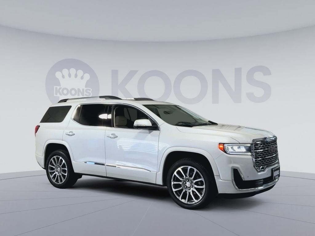 2023 GMC Acadia Denali