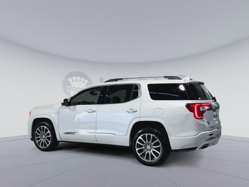 2023 GMC Acadia Denali