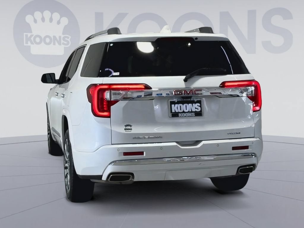 2023 GMC Acadia Denali
