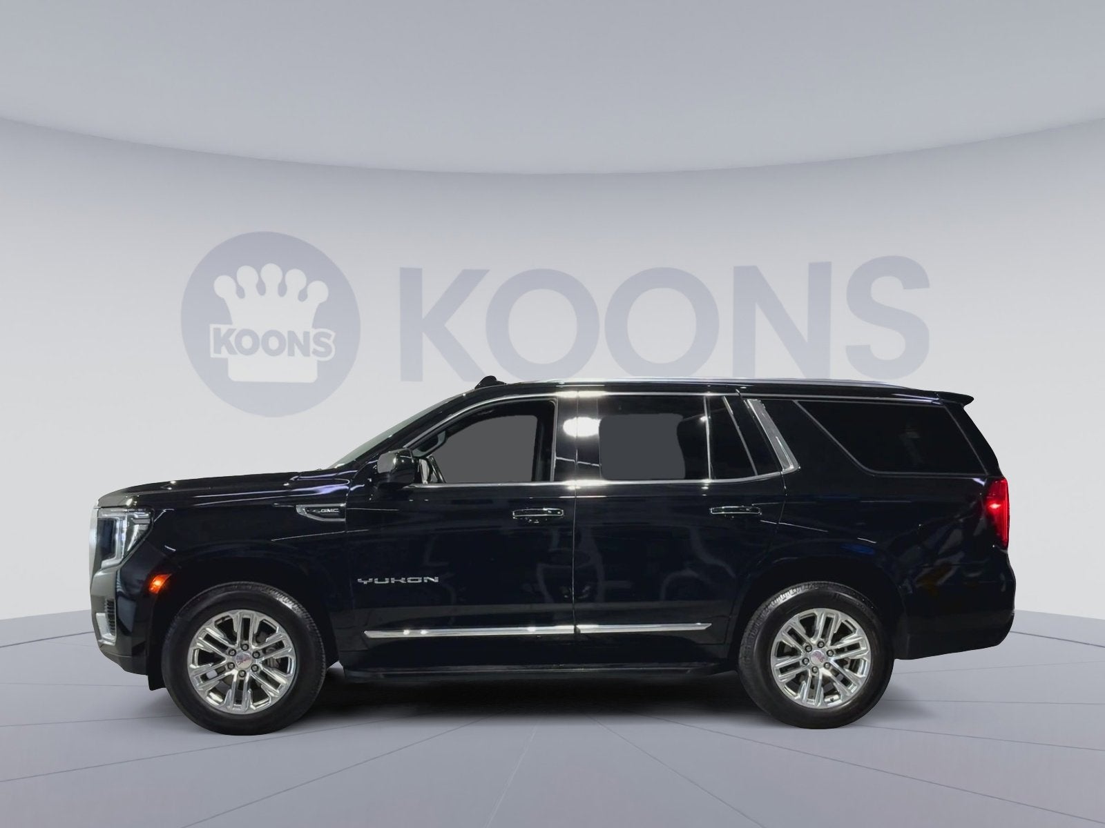 2023 GMC Yukon SLT