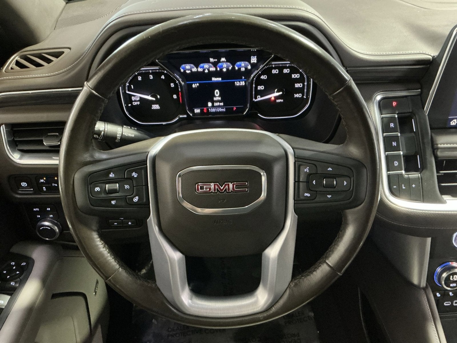 2021 GMC Yukon XL SLT