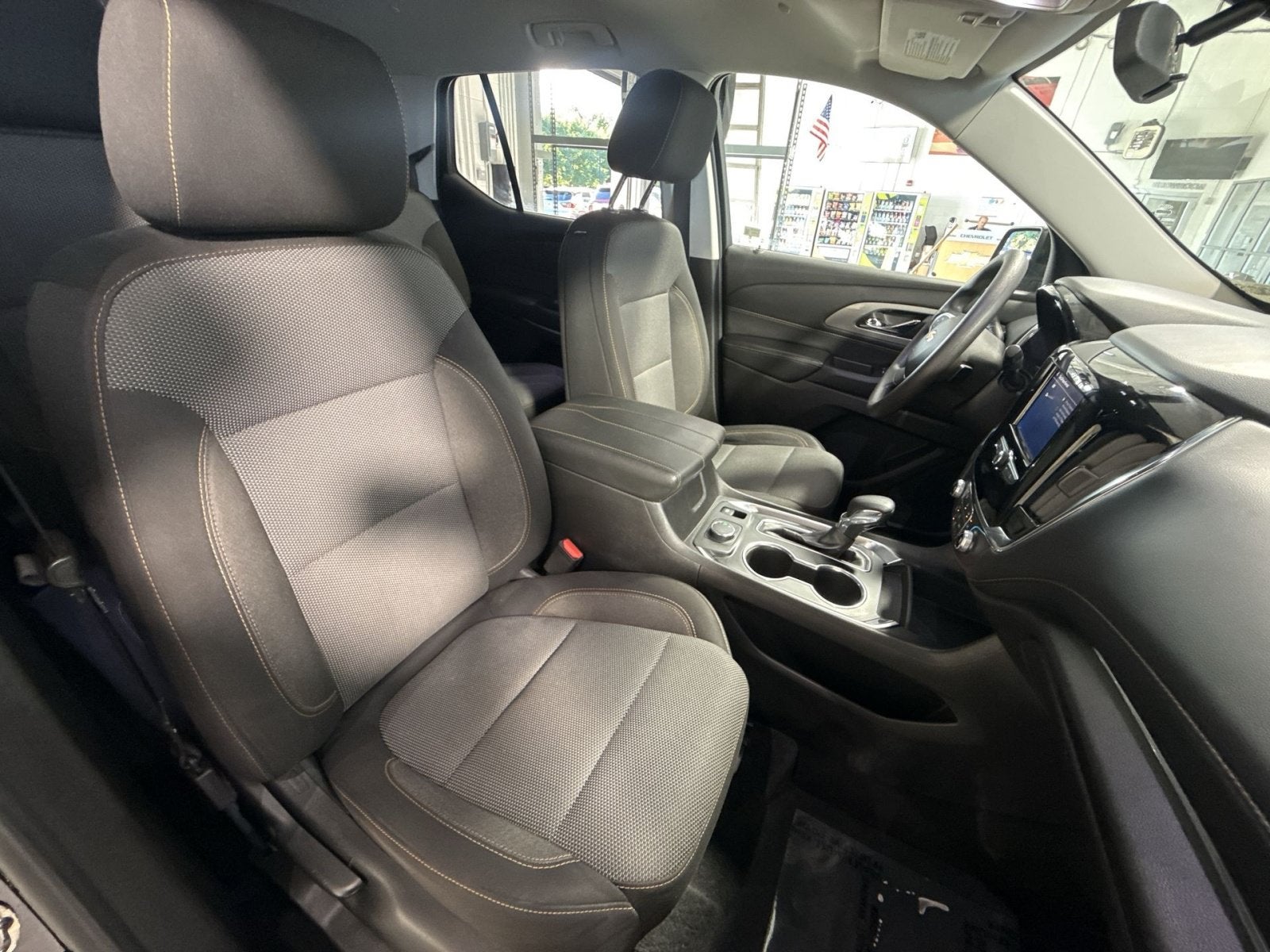 2021 Chevrolet Traverse LS